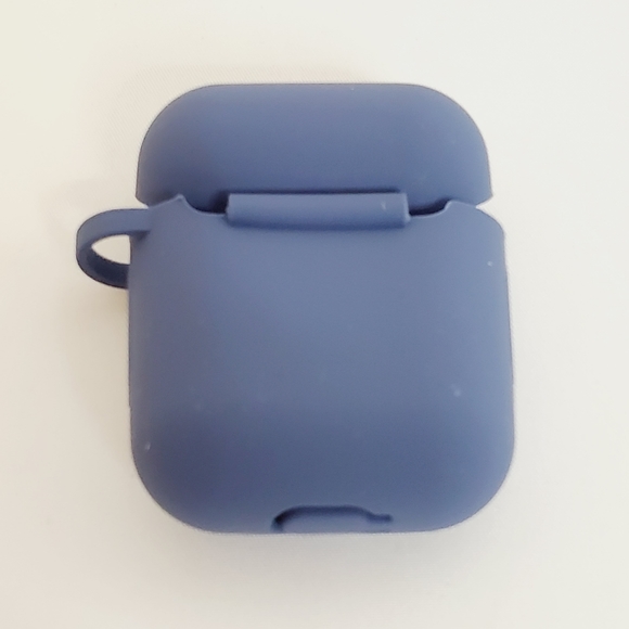 Nike Airpods Silicone Case for Apple Airpod 1 & 2 - Picture 4 of 5